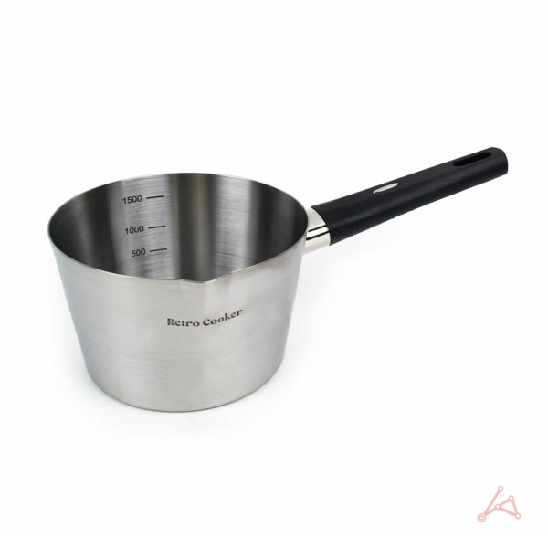 Retro-Inspired Noodle Saucepan